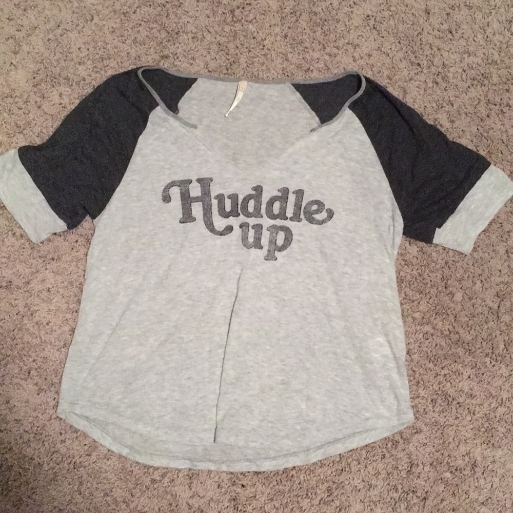 Short sleeve tee